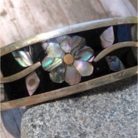 BRACELET Silver Abalone Shell Cuff Floral Purple Black Enamel Alpaca Mexico - Picture 3 of 3